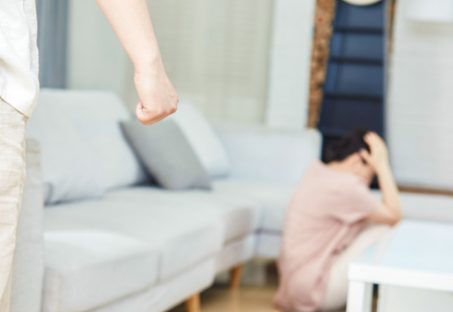 福州出轨调查公司：隐婚离婚家暴孩子怎么判