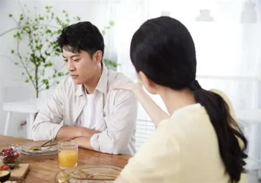 福州市私家侦探：老公的“好”都给了外人，对我却斤斤计较，这是什么病